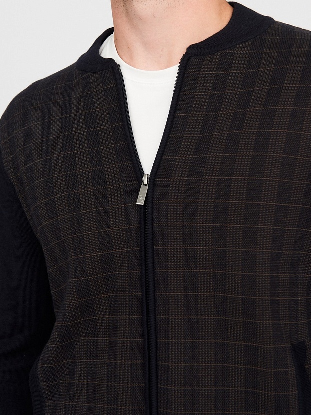 картинка Бомбер-жакет 035323 т.син.,беж. от магазина МаХималист